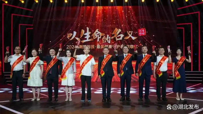 54fbb2fb43166d221c33bc9c881672f99052d232 (1)